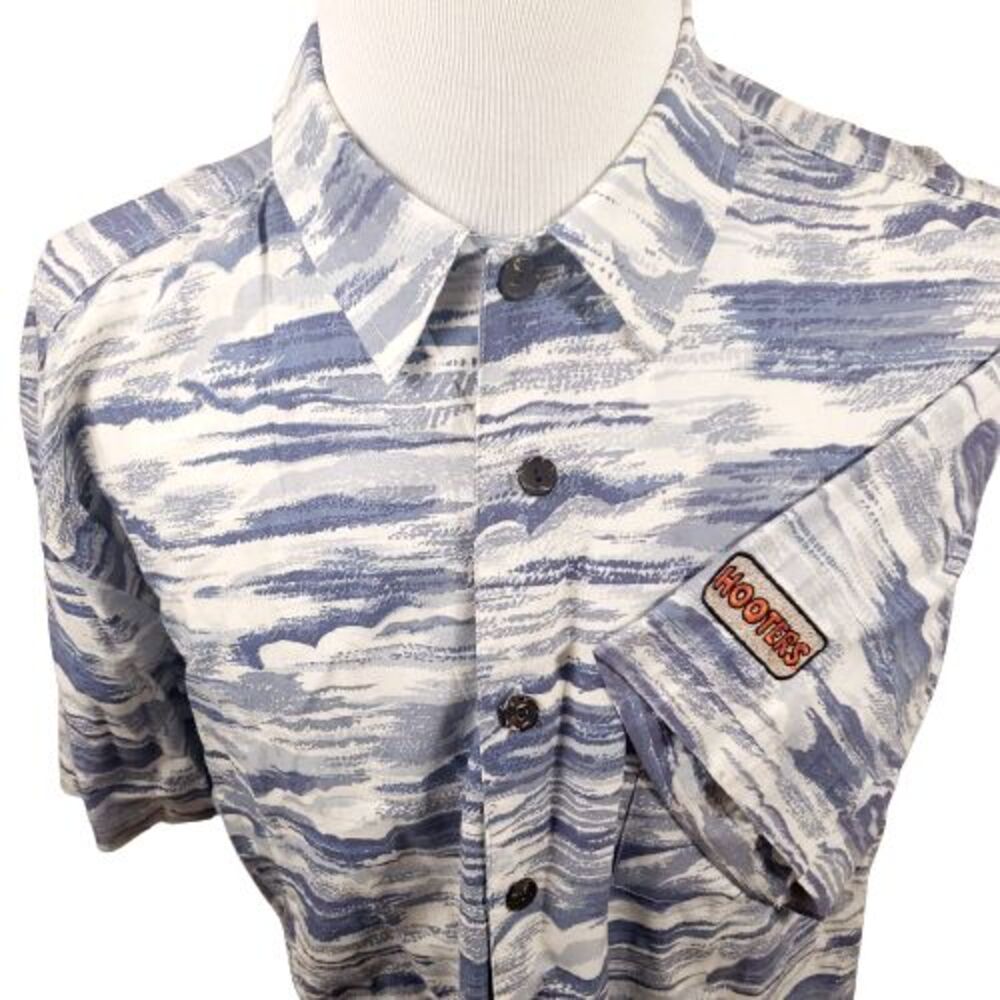 Vintage Hooters Employee Hawaiian Shirt Mens XL Cactus Clothing Camp Blue Button